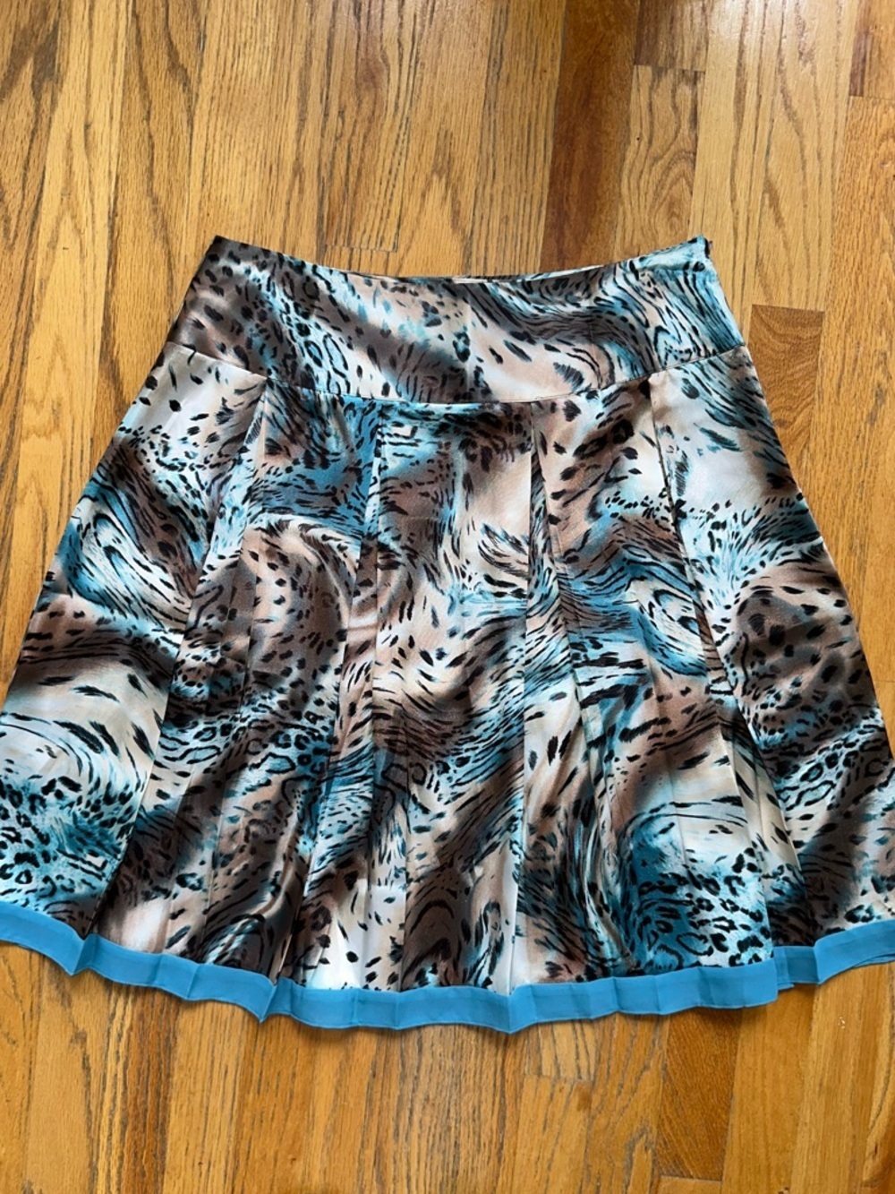 Blue and Black Leopard Print Skirt - Picture 2 of 6